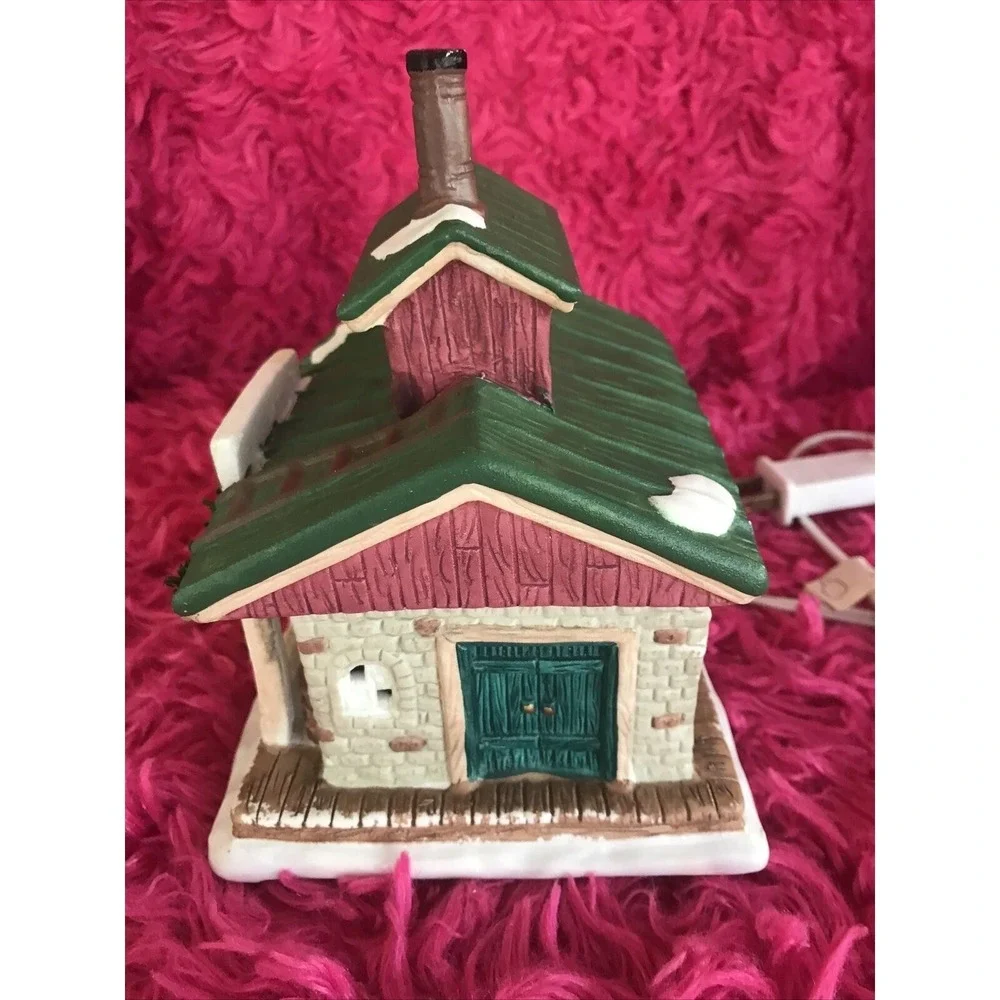 Season Specialties Grain House Lighted Building Christmas‎ Village 1994 Tested